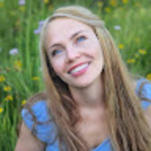 Meet your Posher, Hala